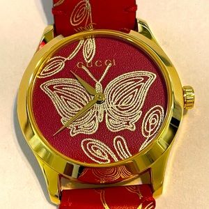 NEW Gucci YA1264054 G-Timeless Unisex Red Quartz Watch Le Marche Des Merveilles